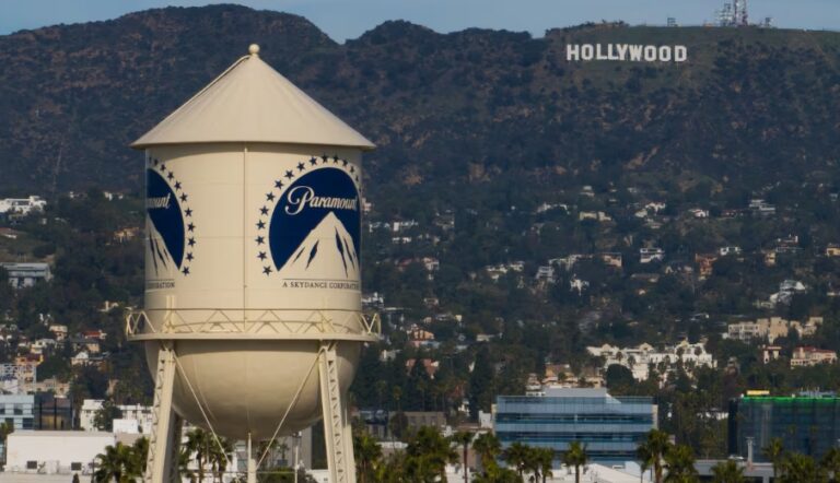 Paramount cerró acuerdo por Warner